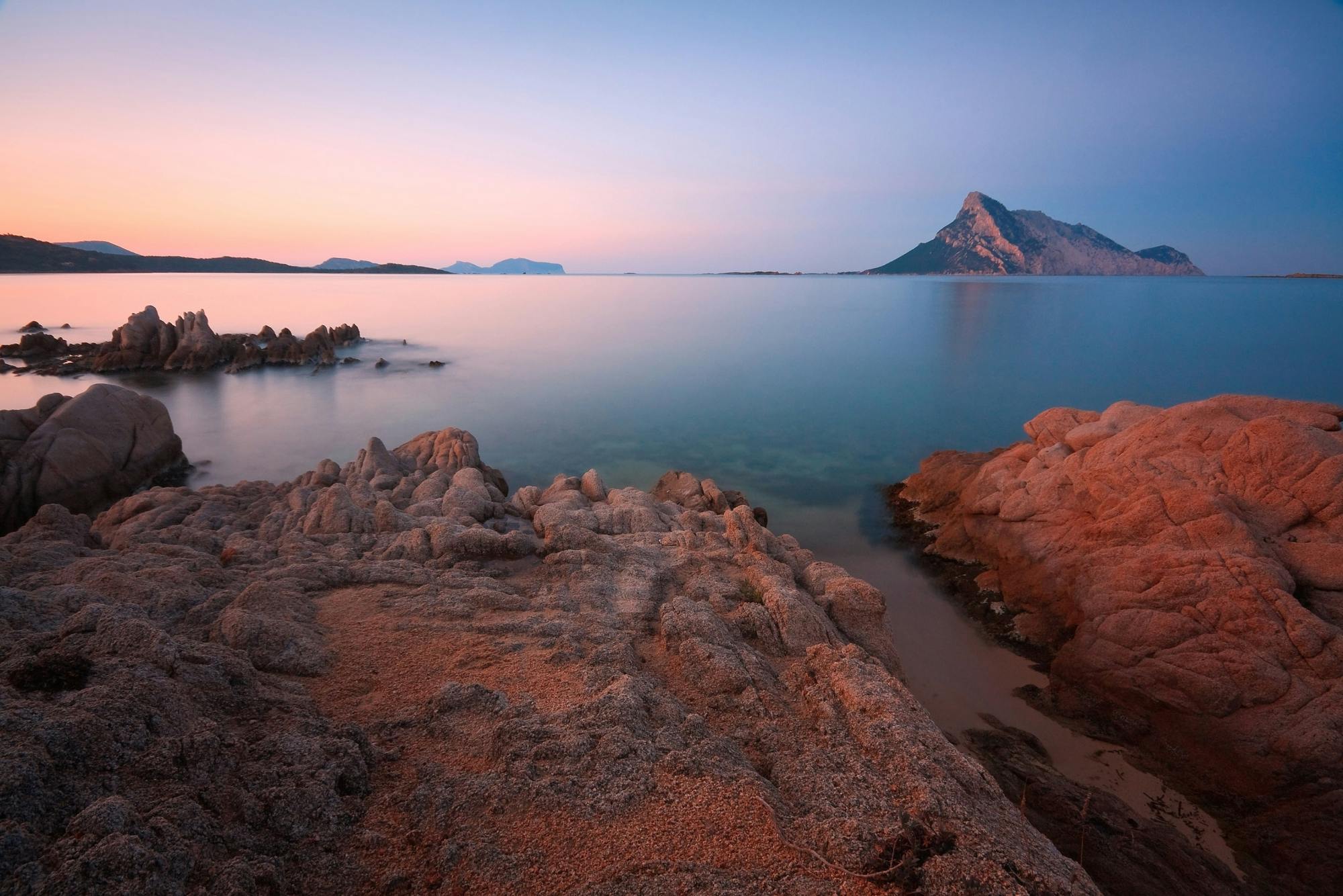 Snorkeling at sunset with aperitif