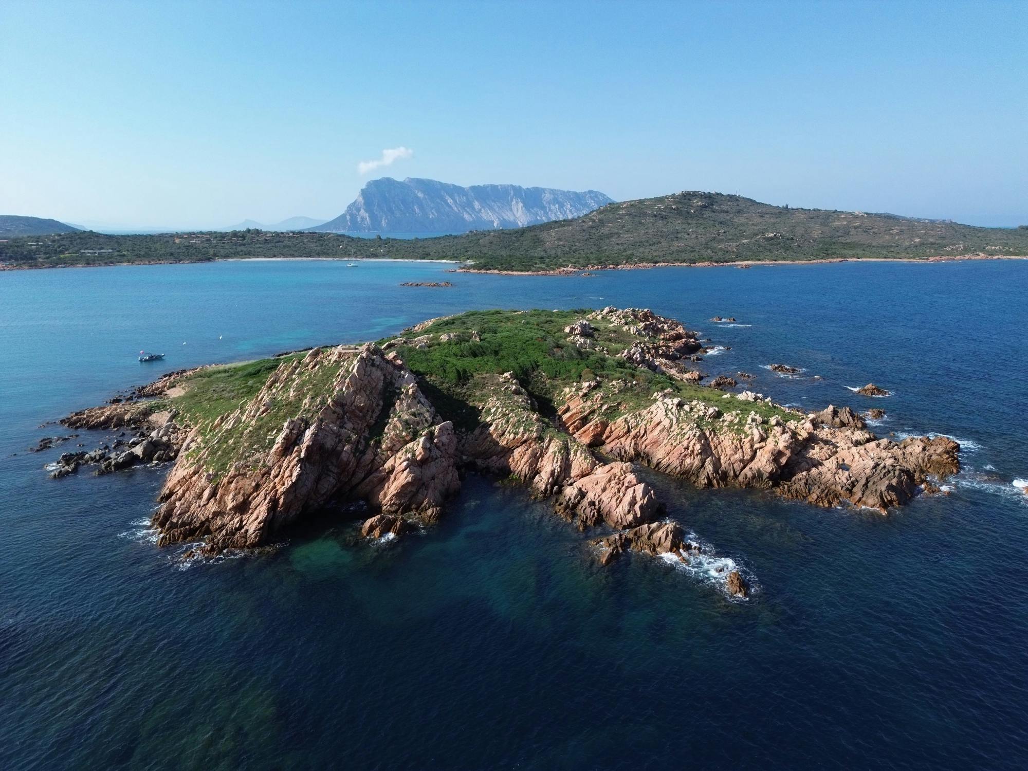 Snorkeling at sunset with aperitif