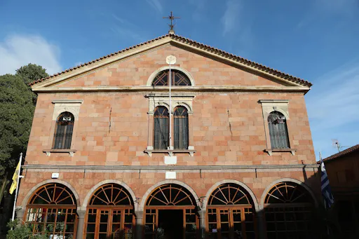 Full-day tour of Lesbos with monastery visit and lunch included