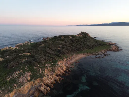 Snorkeling at sunset with aperitif