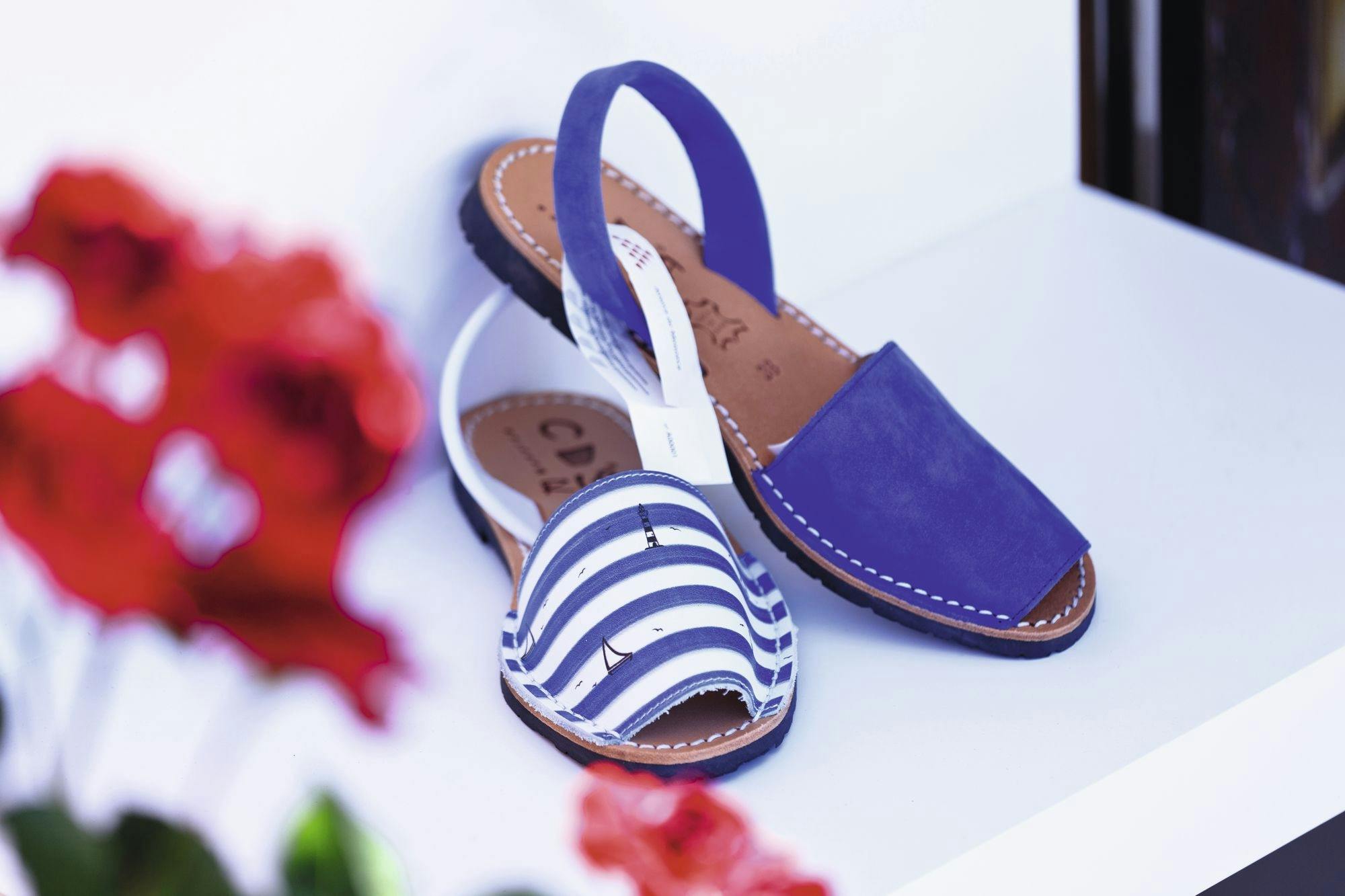 Trip to Menorca's summer night markets