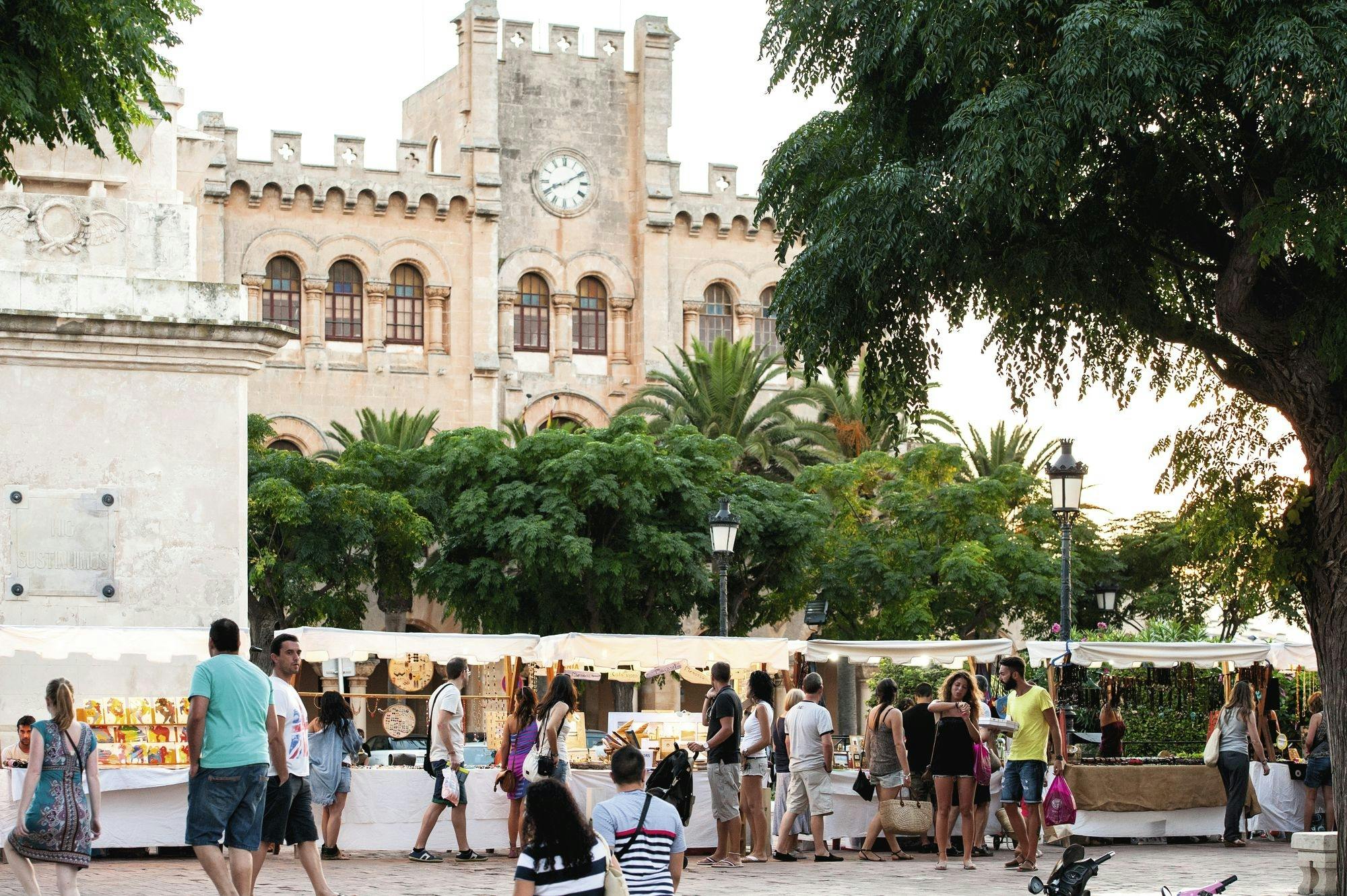 Ciutadella walking tour with shopping, El Toro visit and Casa Olivar