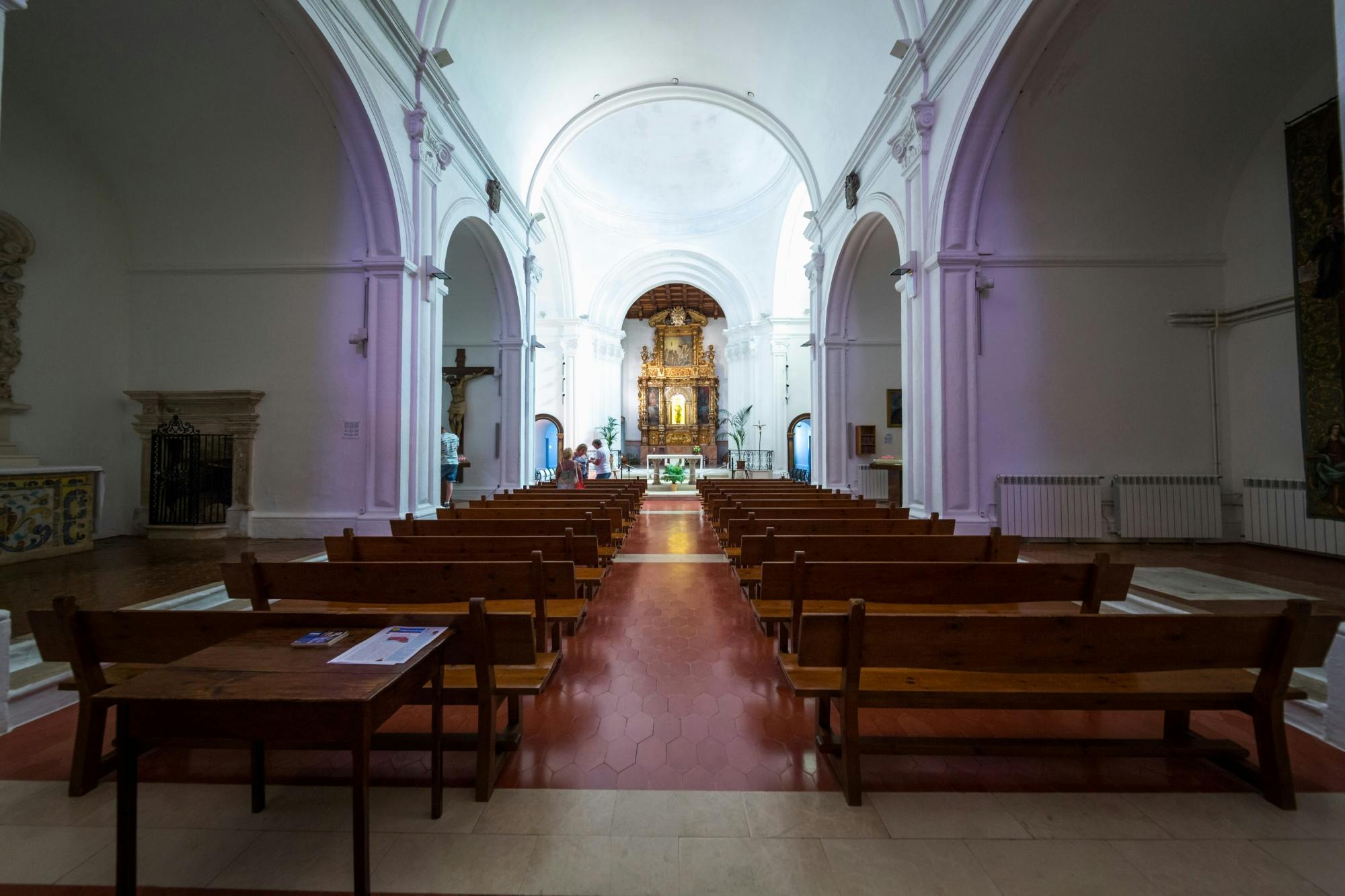 Ciutadella walking tour with shopping, El Toro visit and Casa Olivar