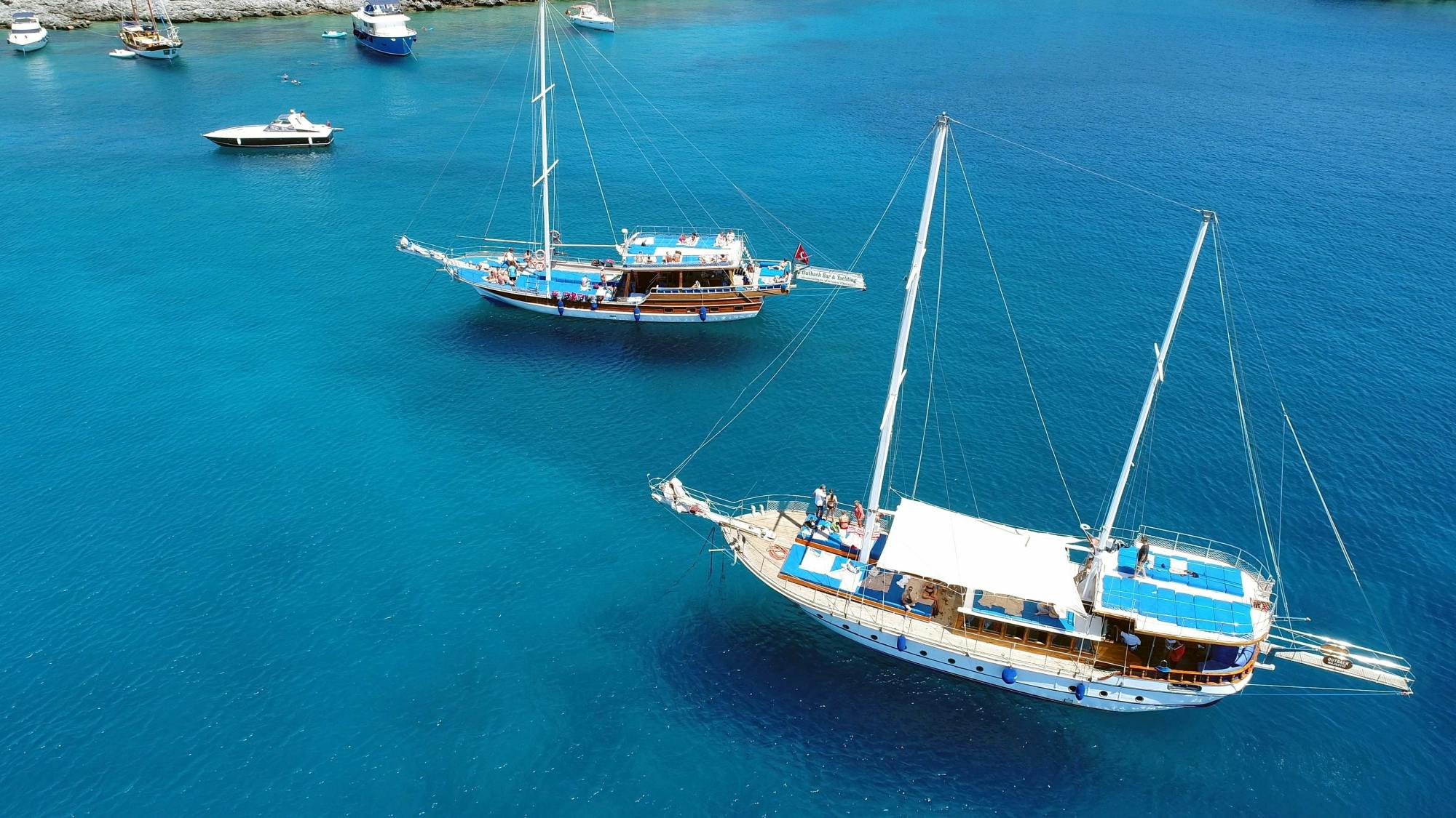 Bodrum standard gulet boat cruise by Outback Yachting