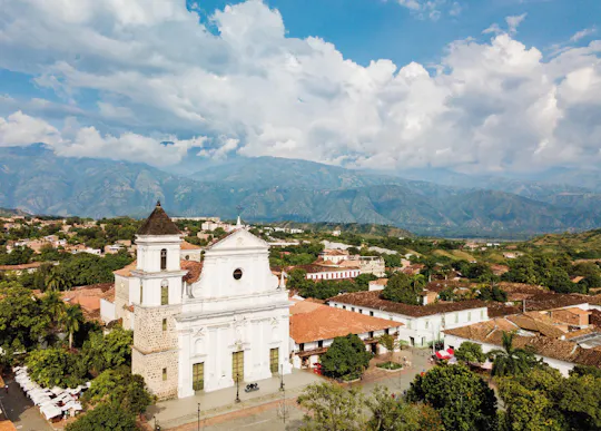 Guided tour to Santa Fé de Antioquia from Medellin with meals