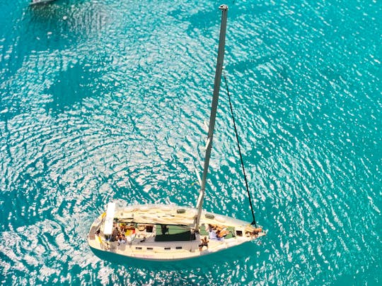 Private cruise from Rhodes with transfer and lunch