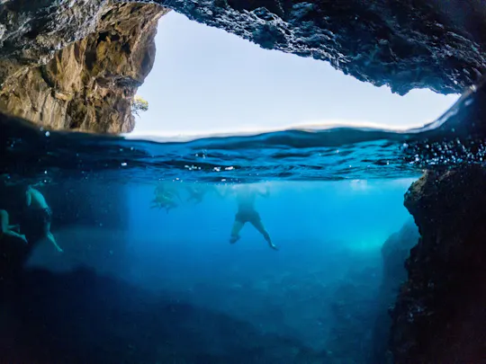 Escursione in barca alla Grotta Azzurra e alla Grotta Verde con l'isola di Koločep