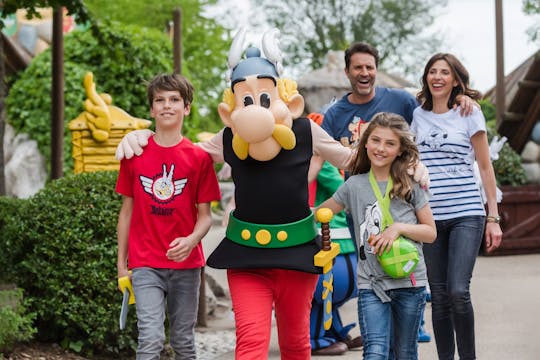 Bilet Parc Astérix® z transportem w obie strony z Paryża