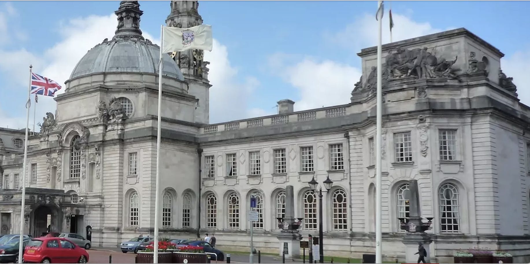 Audiotour vanaf Cardiff Castle naar het stadhuis