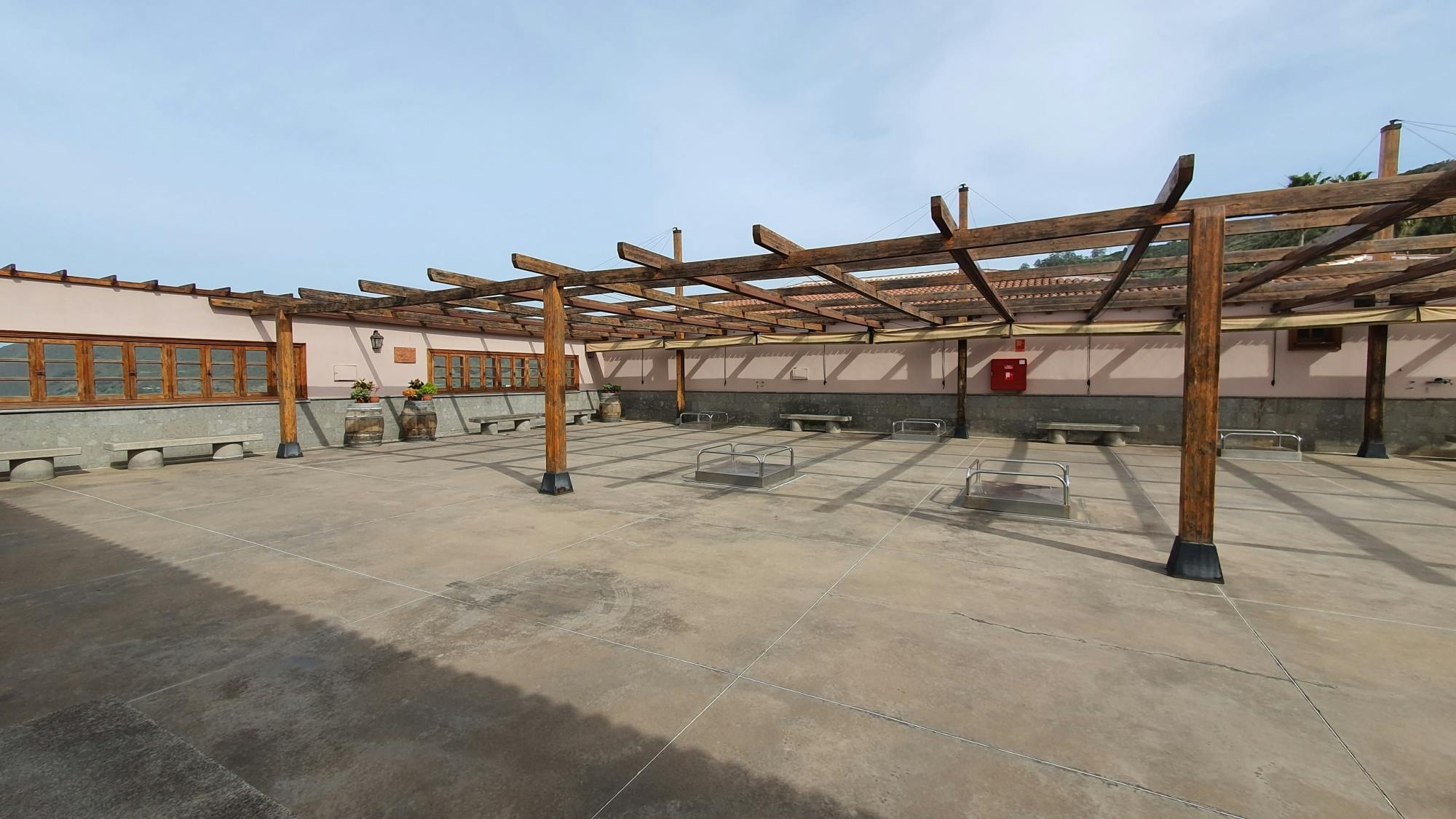 La Laguna culture and exclusive wine experience