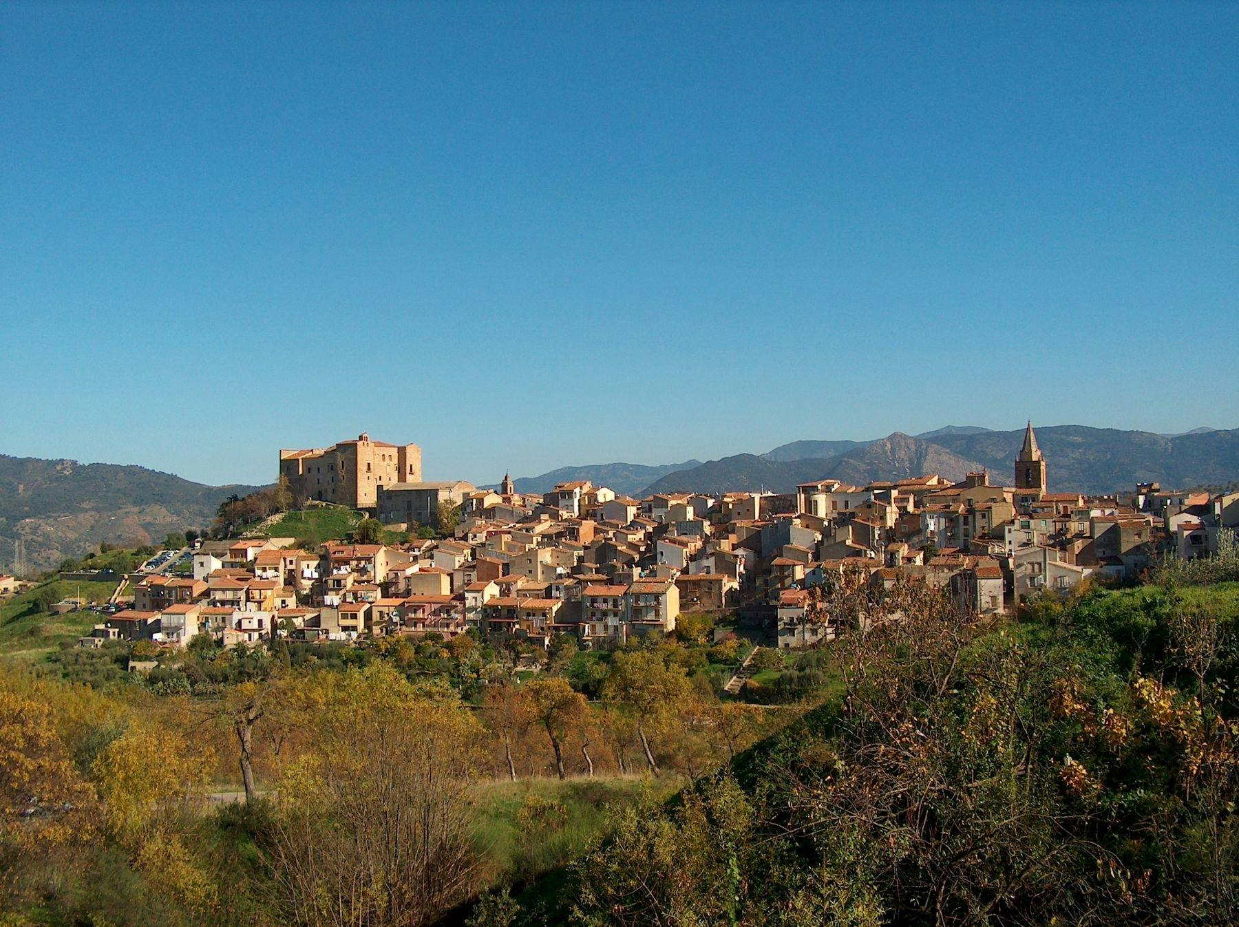Privé ezeltocht door de schilderachtige paden vanaf Castelbuono
