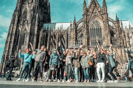 Classic walking tour through the city of Cologne
