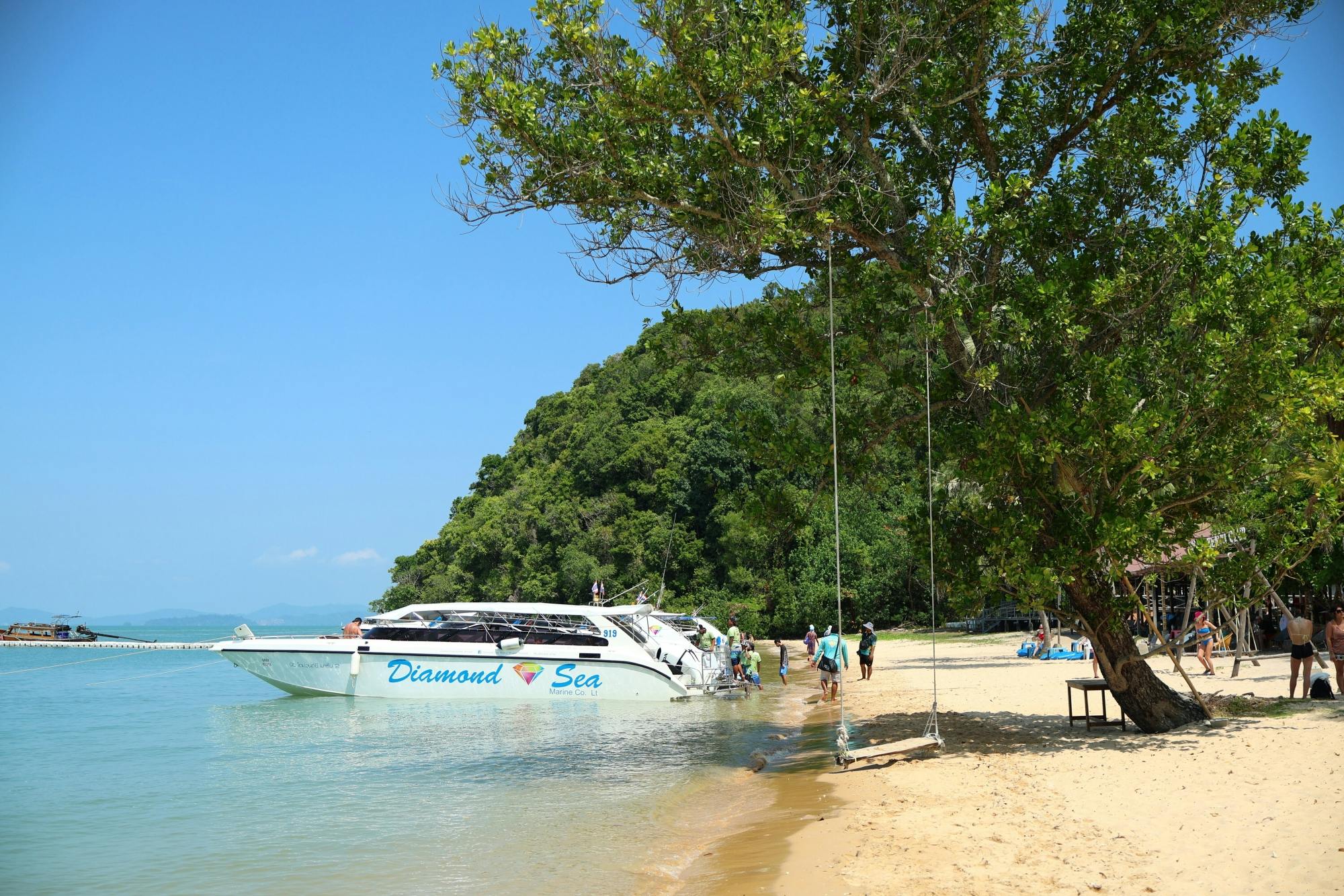 Full-Day James Bond & Yao Yai by Speedboat