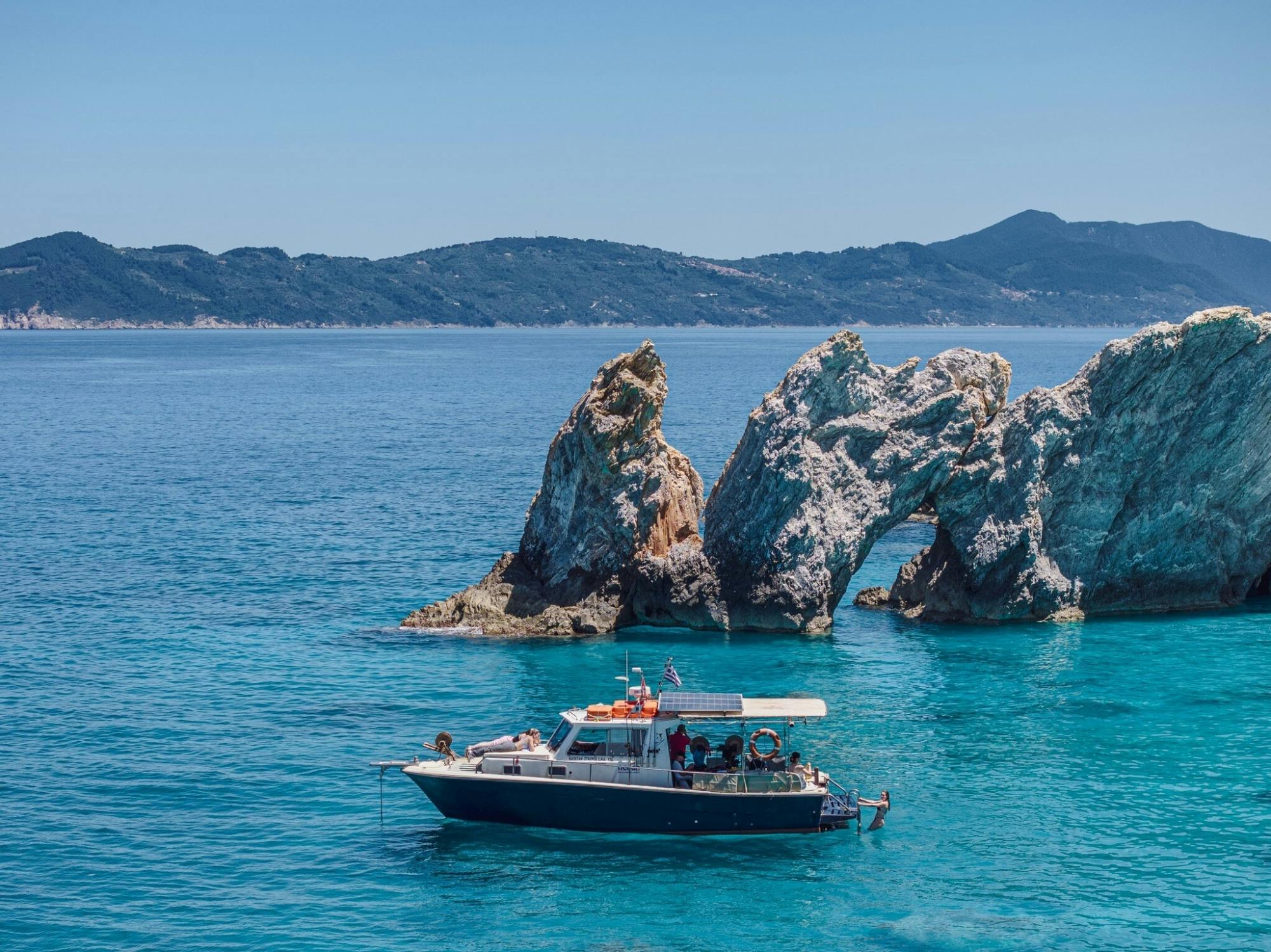 Full-day fishing tour in Skiathos with lunch