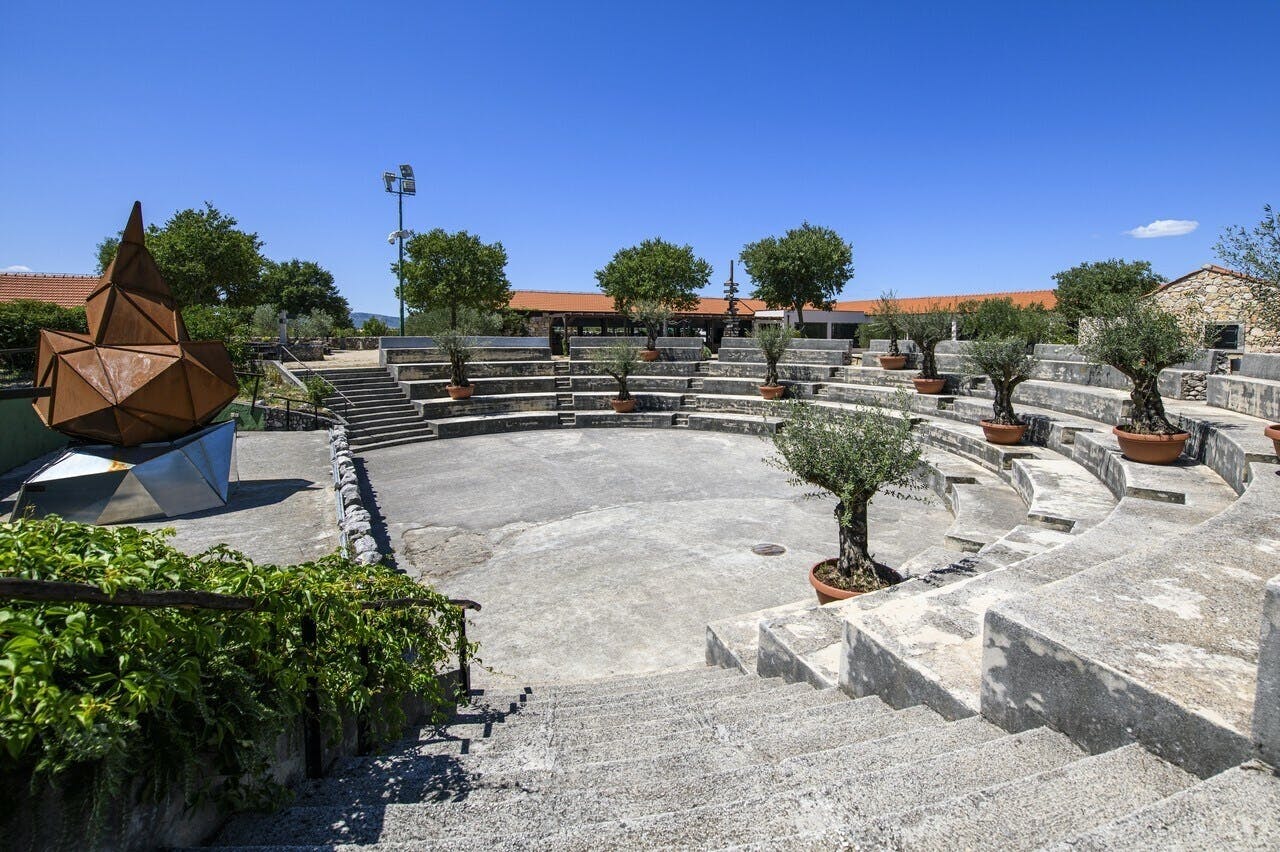 Dalmatia full day small-group tour to the Etnoland rural museum