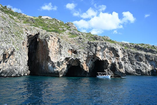 Cruzeiro de catamarã da costa jônica de Salento - 