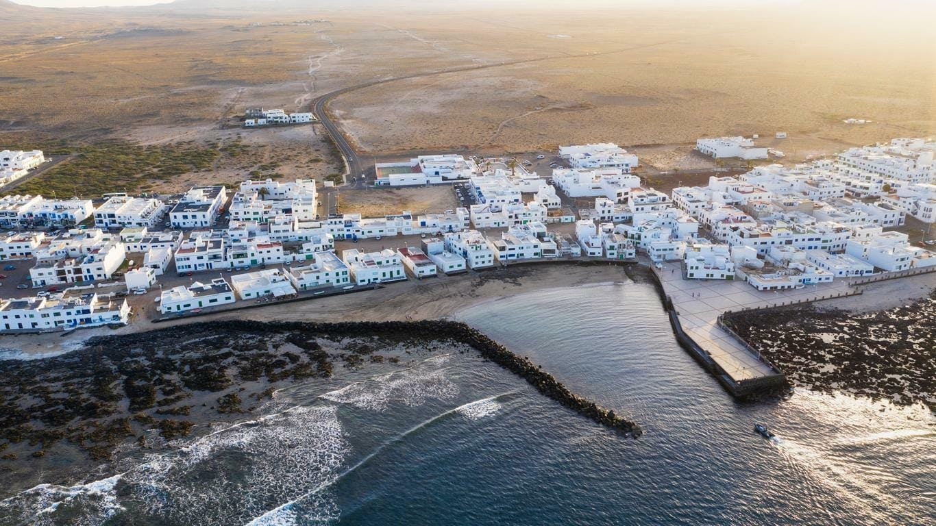 North Lanzarote 4x4 volcanoes and villages guided tour