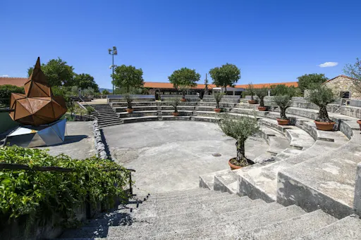 Dalmatia full day small-group tour to the Etnoland rural museum