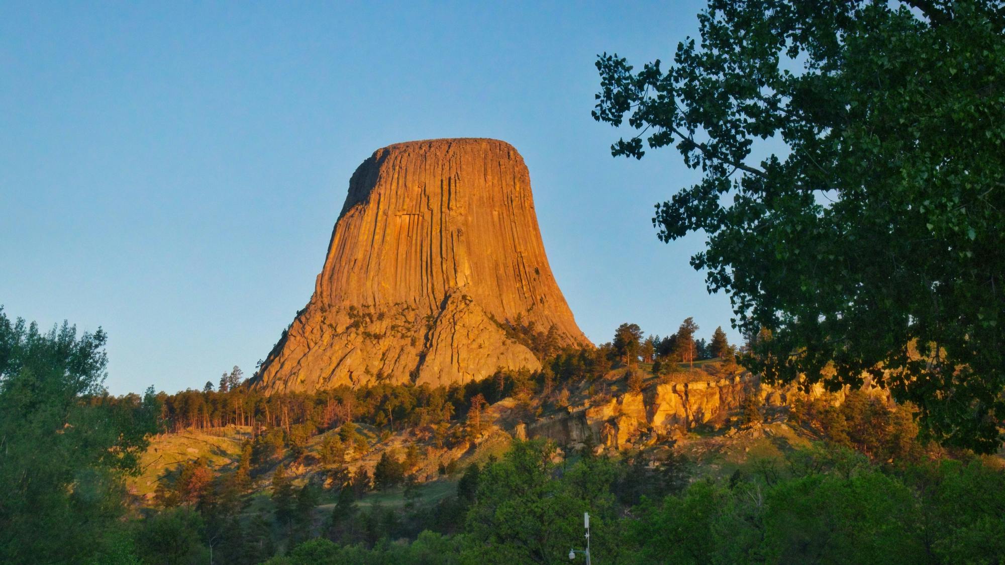 Audio-guided driving tour to West South Dakota parks