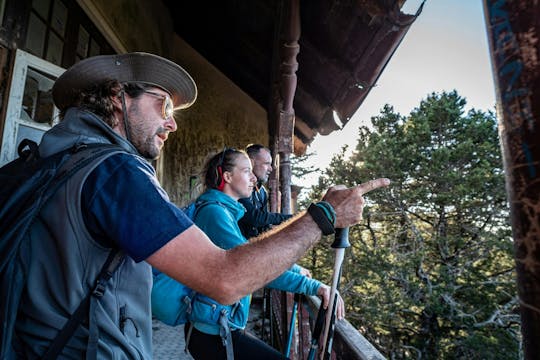 Hiking experience in Salakos with a certified guide
