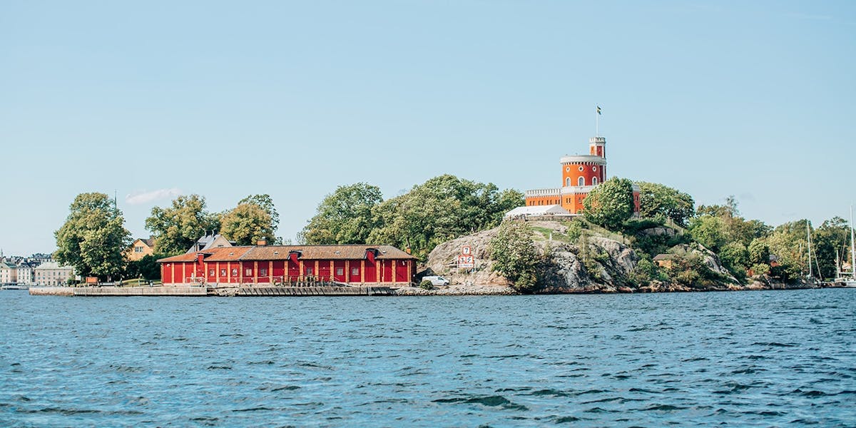 Boottour Stockholm archipel vanaf 75 minuten met gids