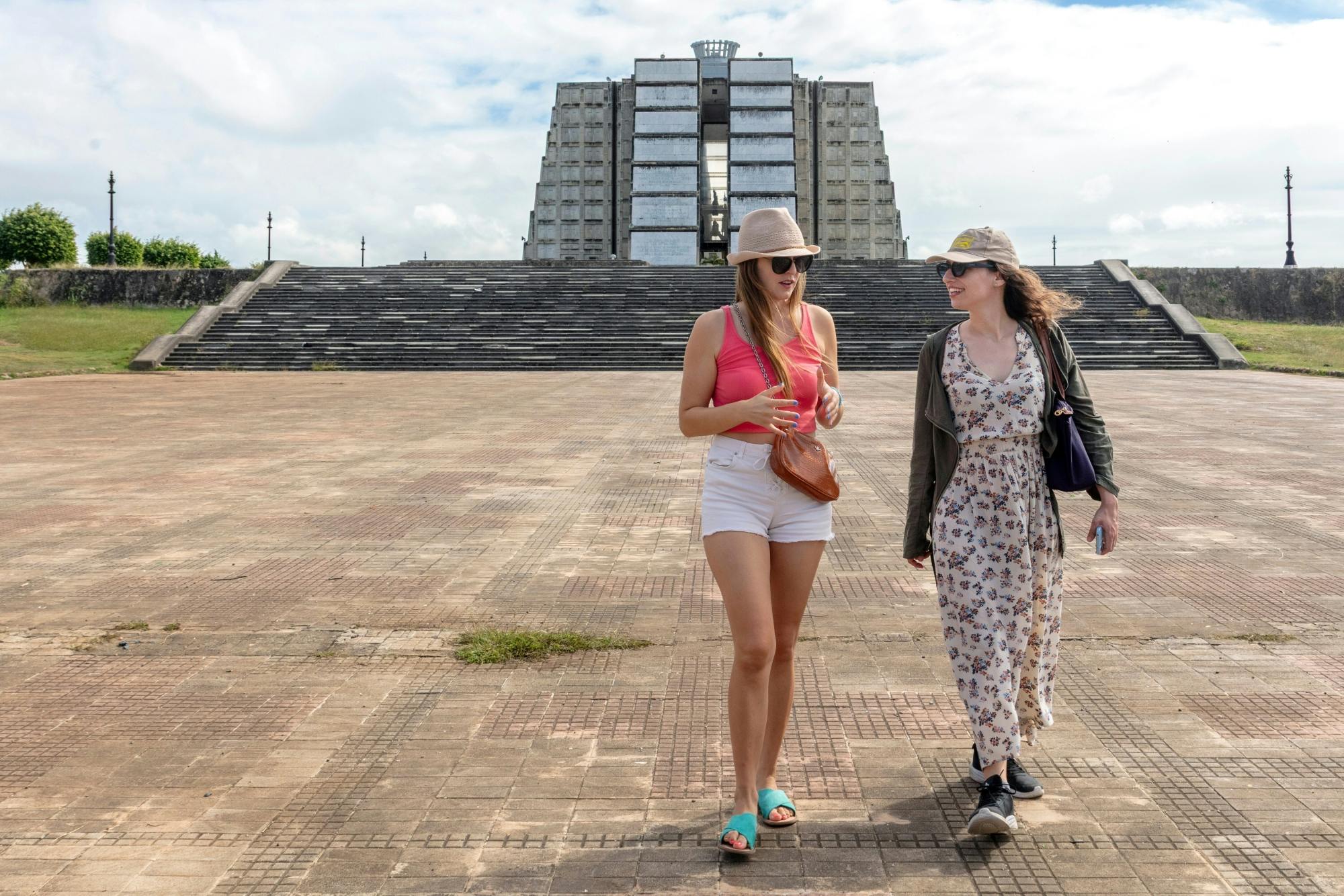 Santo Domingo private tour with 4D cinema experience