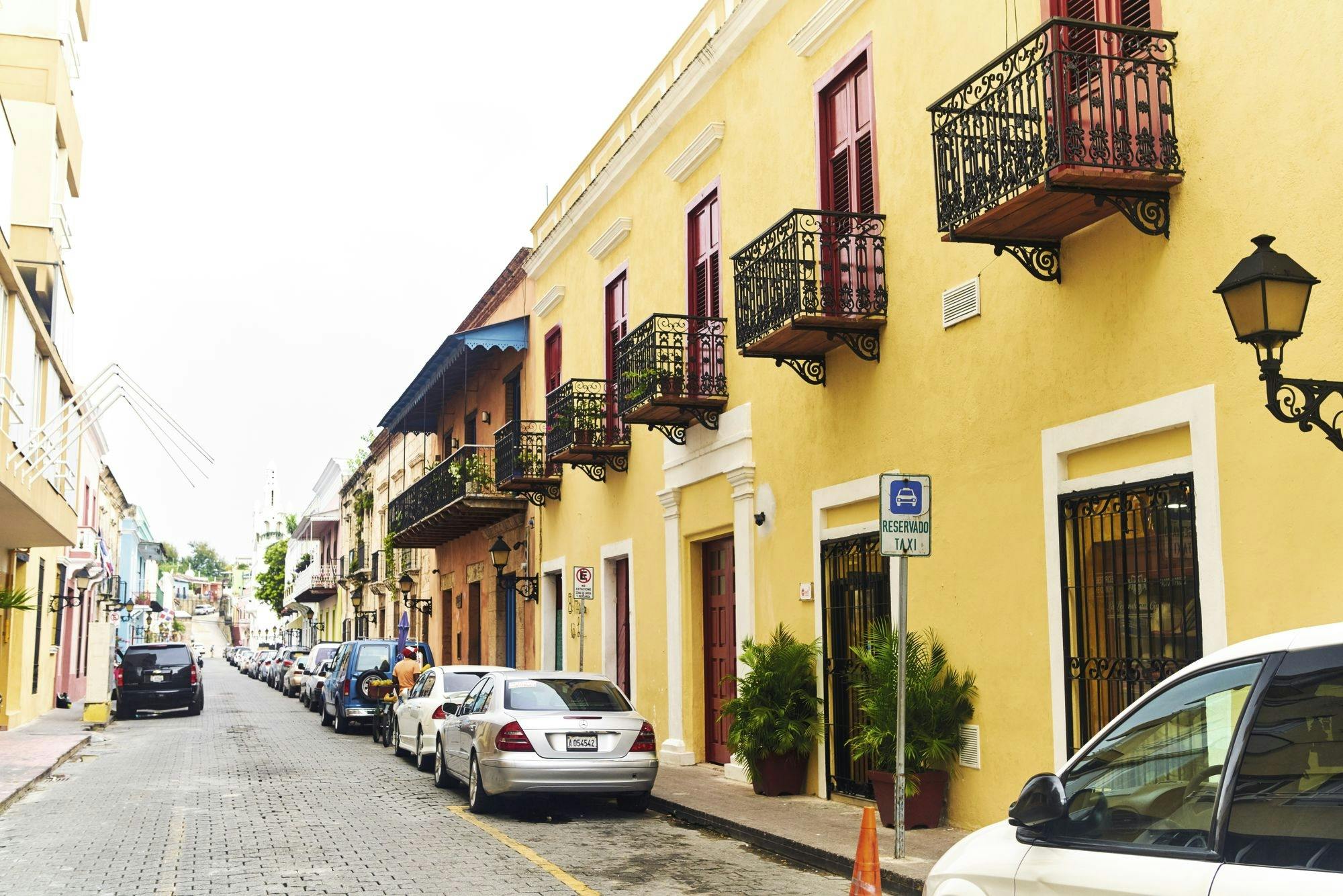 Santo Domingo private tour with 4D cinema experience