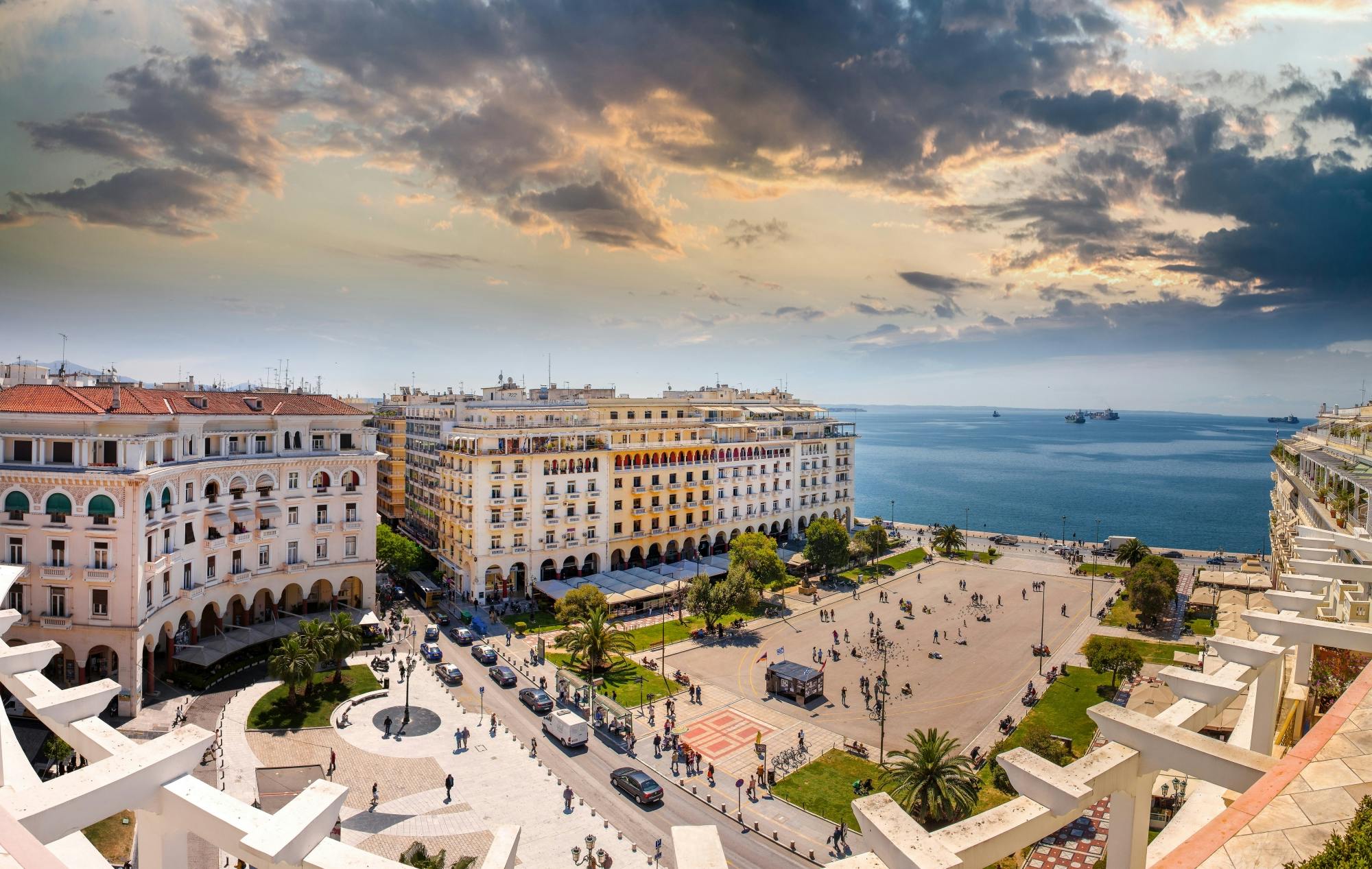 Private half-day walking food tour in Thessaloniki