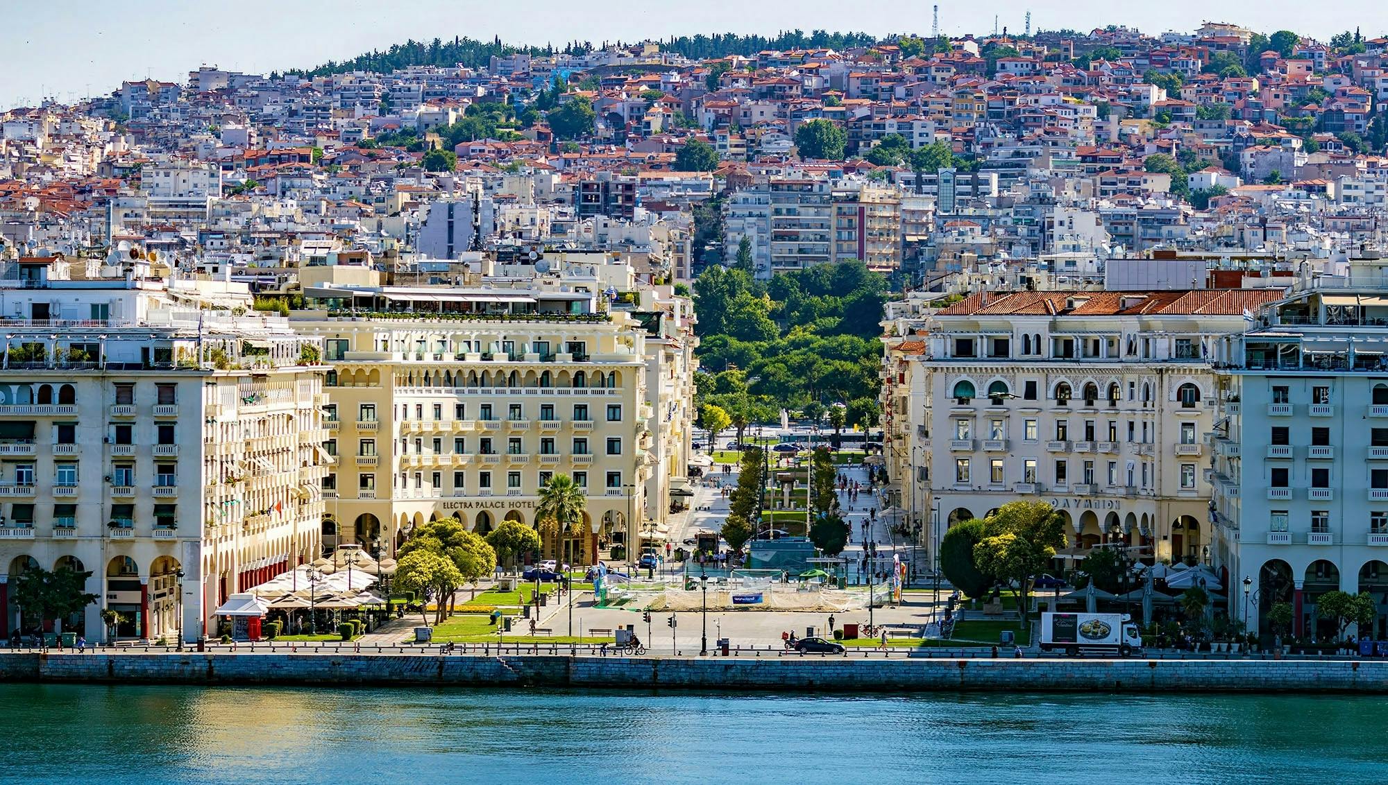 Private half-day walking food tour in Thessaloniki