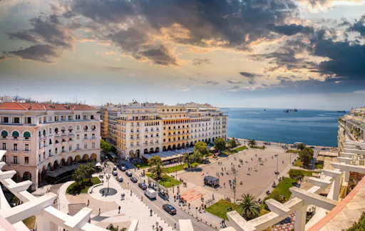 Private half-day walking food tour in Thessaloniki