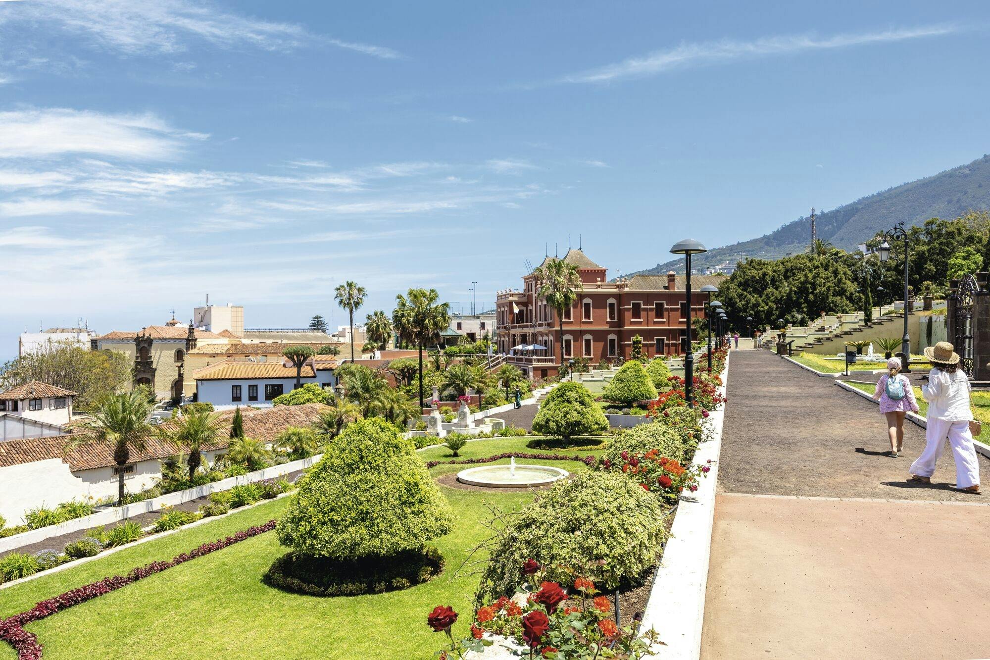 Guided visit to Corpus Christi Festival in La Orotava
