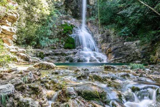 Full-day South Pieria 4x4 adventure