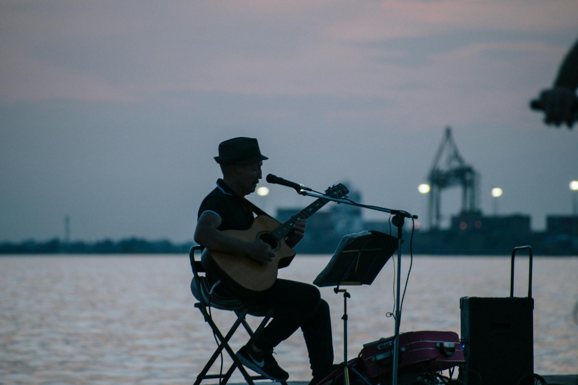 Thessaloniki evening guided tour