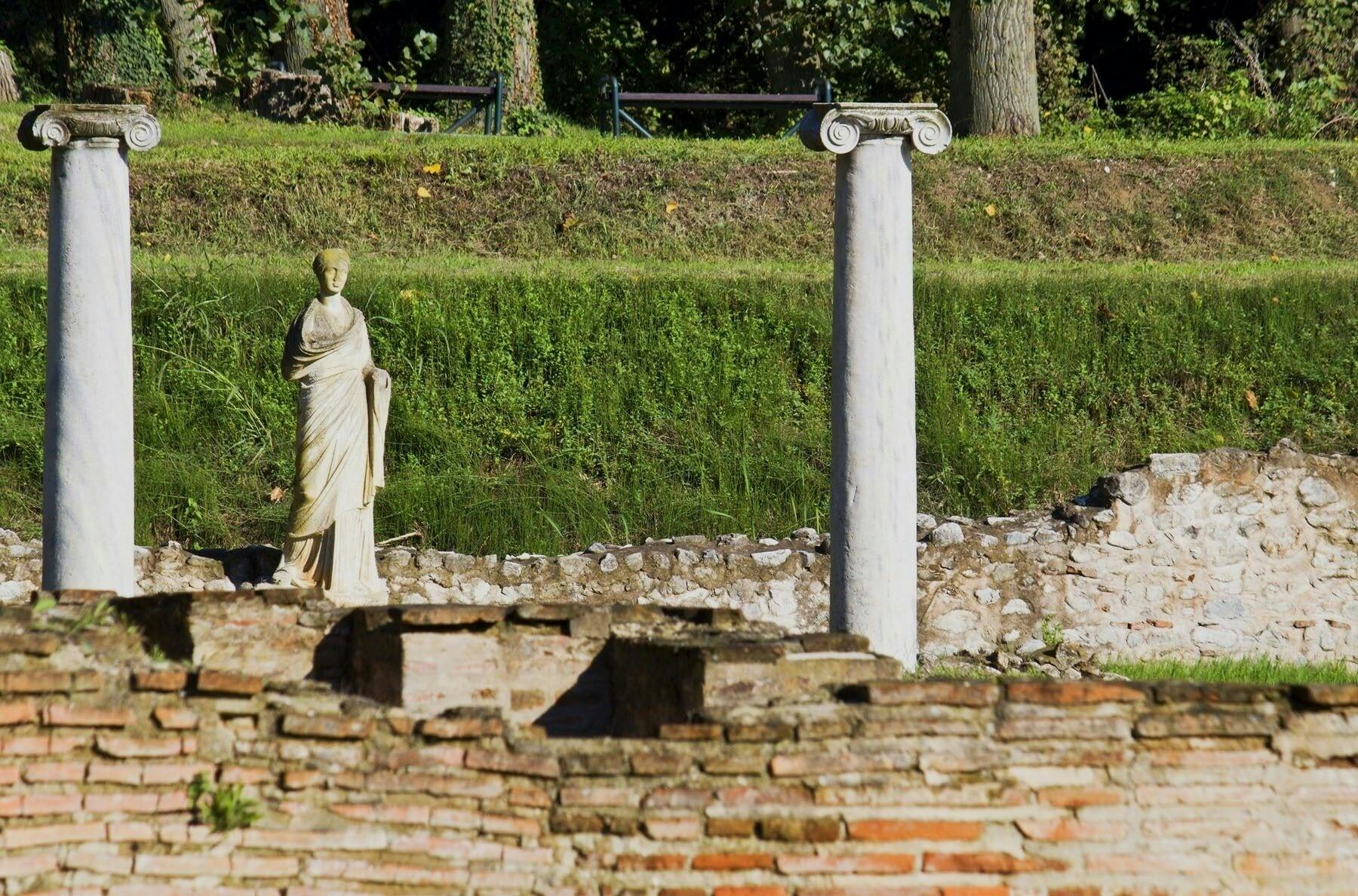 Mount Olympus myths and ancient ruins tour with forest hike