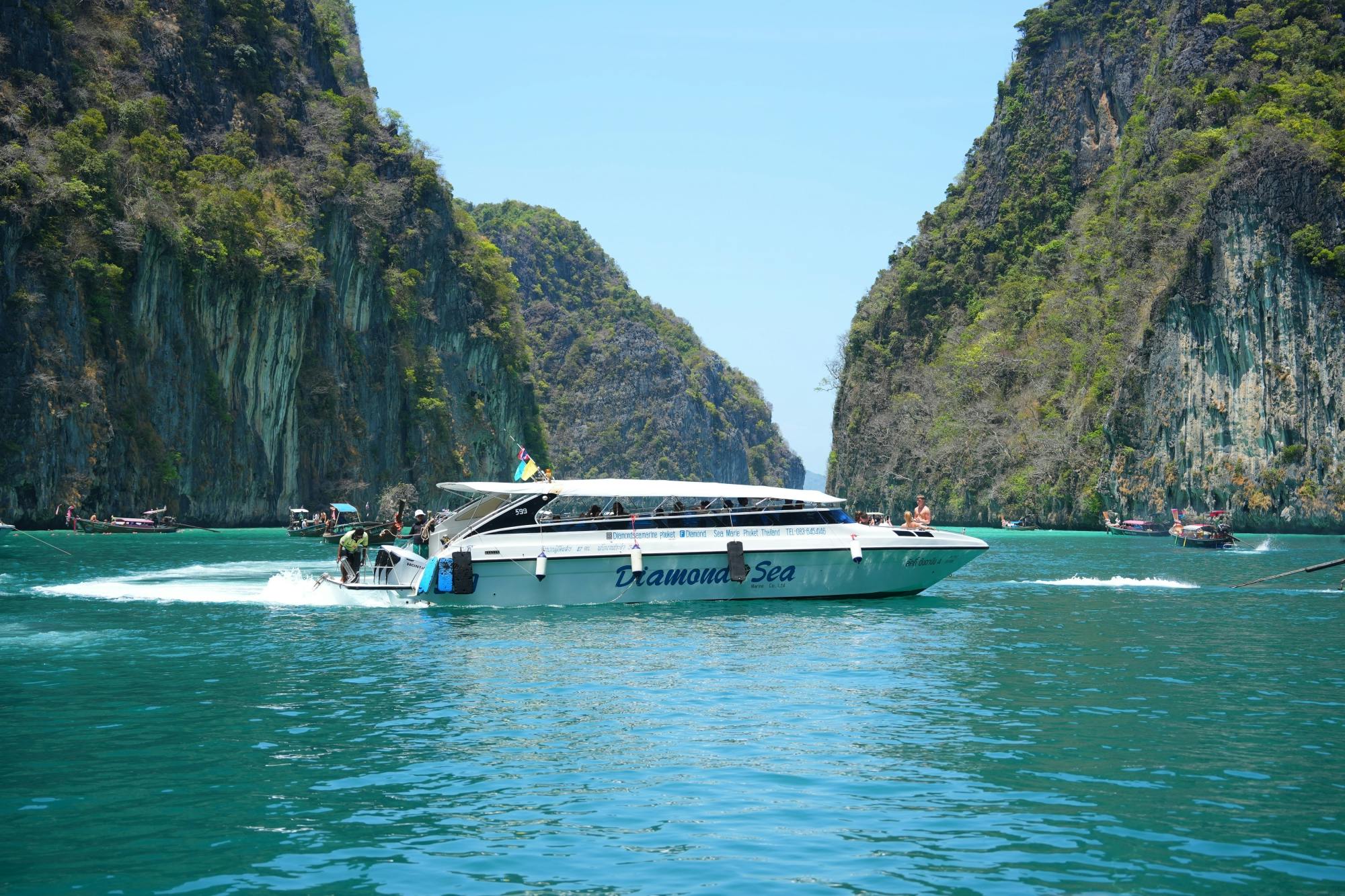 Full Day Phi Phi & Khai Island by Speedboat