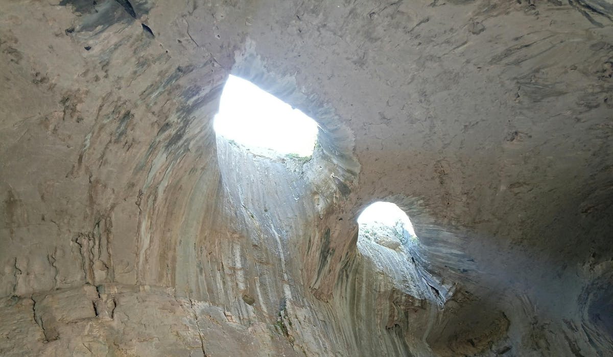 Dagtocht naar de natuurlijke wonderen vanaf Bulgarije vanuit Veliko Tarnovo