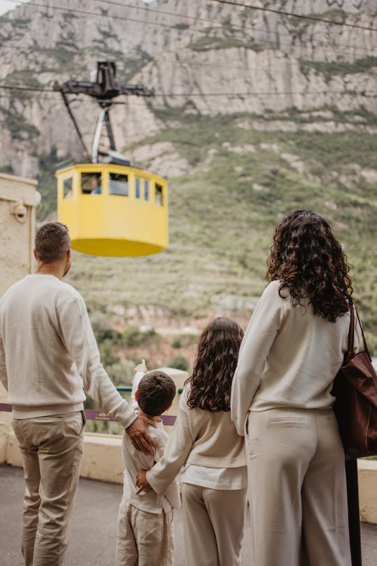 Billete teleférico de subida a Montserrat
