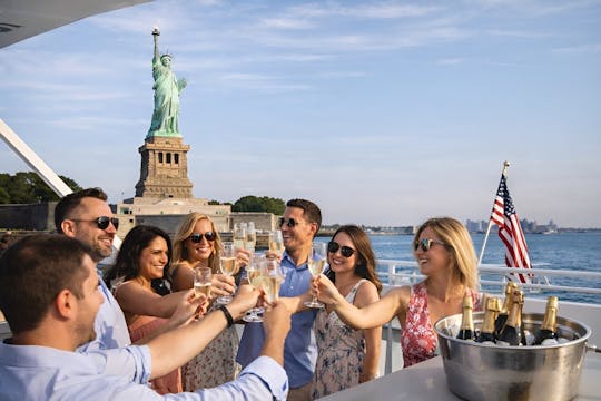 Onbeperkt Prosecco, bier en Aperol Spritz cruise in New York