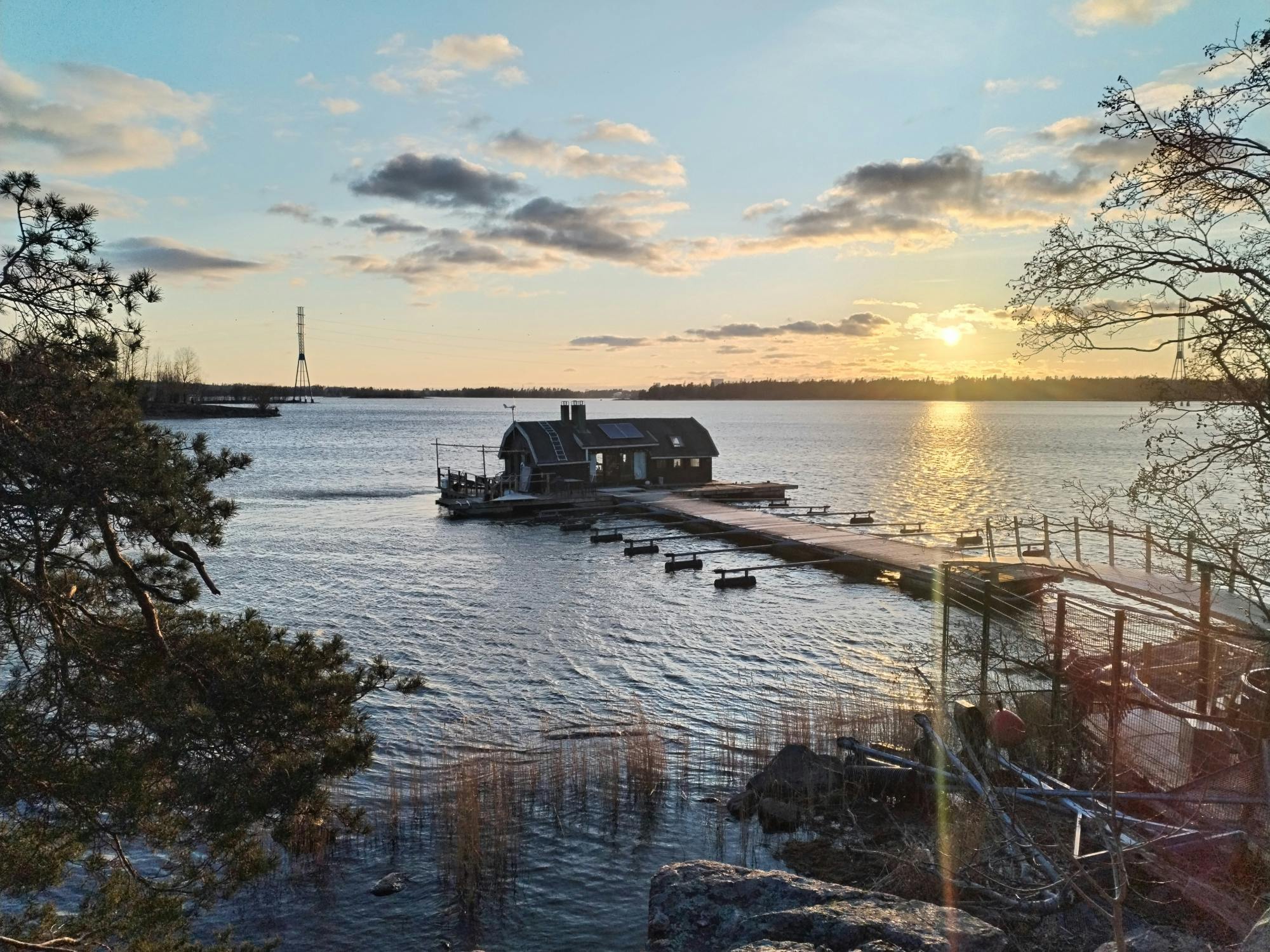 Helsinki rustic traditional floating sauna experience