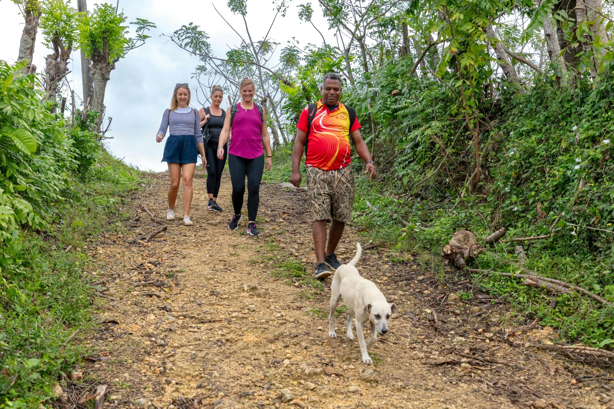 Half-day small group walking tour in the Anamuya Mountains