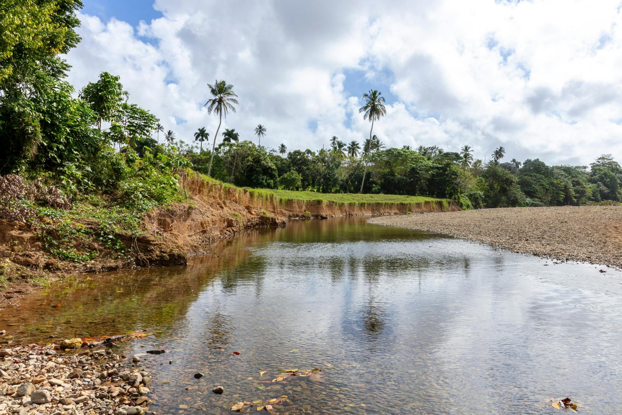 Half-day small group walking tour in the Anamuya Mountains
