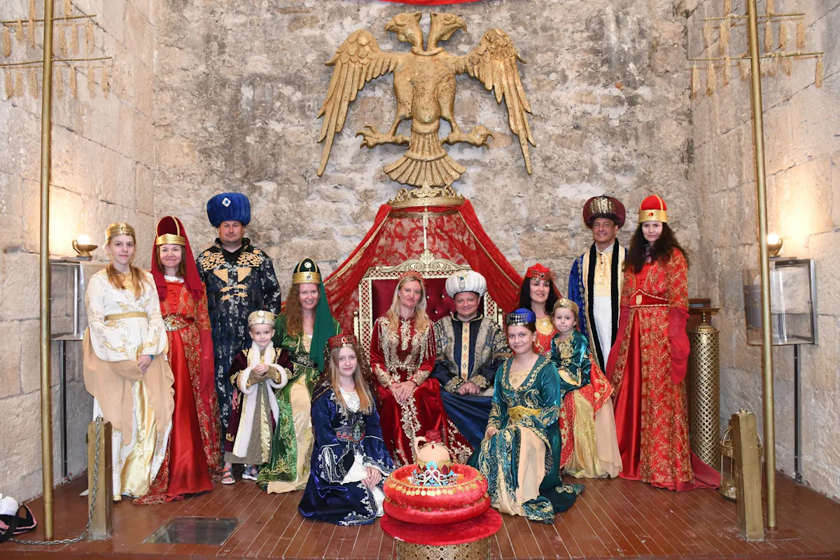 Alara River 4x4 tour with dinner and a show