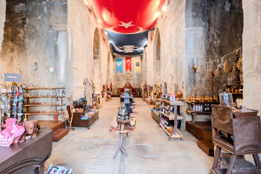 Alara River 4x4 tour with dinner and a show