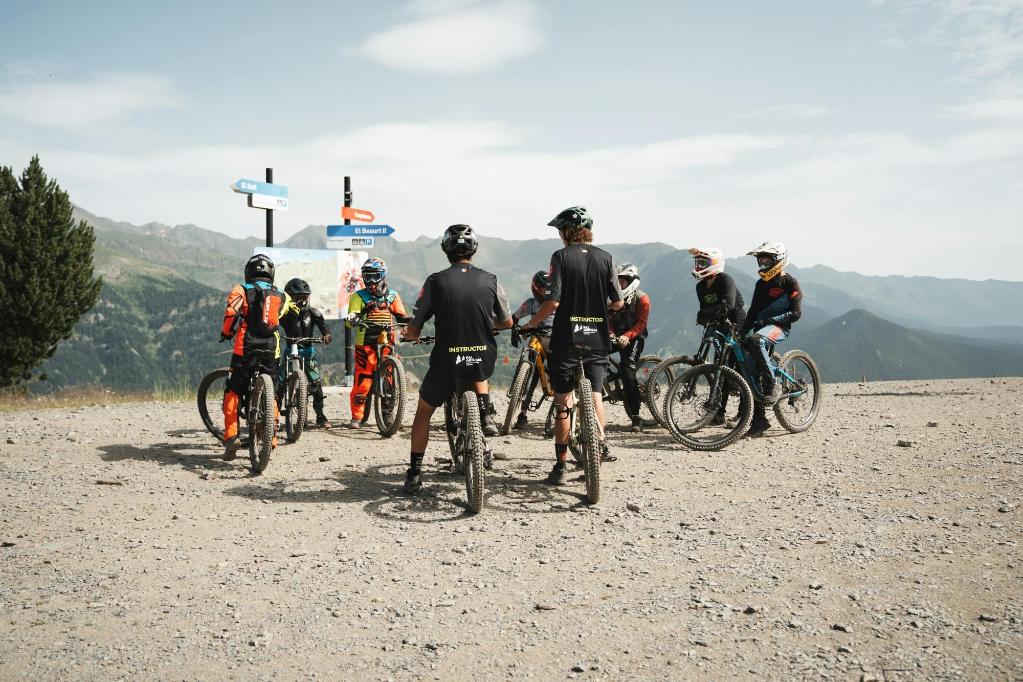 Private mountain-biking lesson in Pal