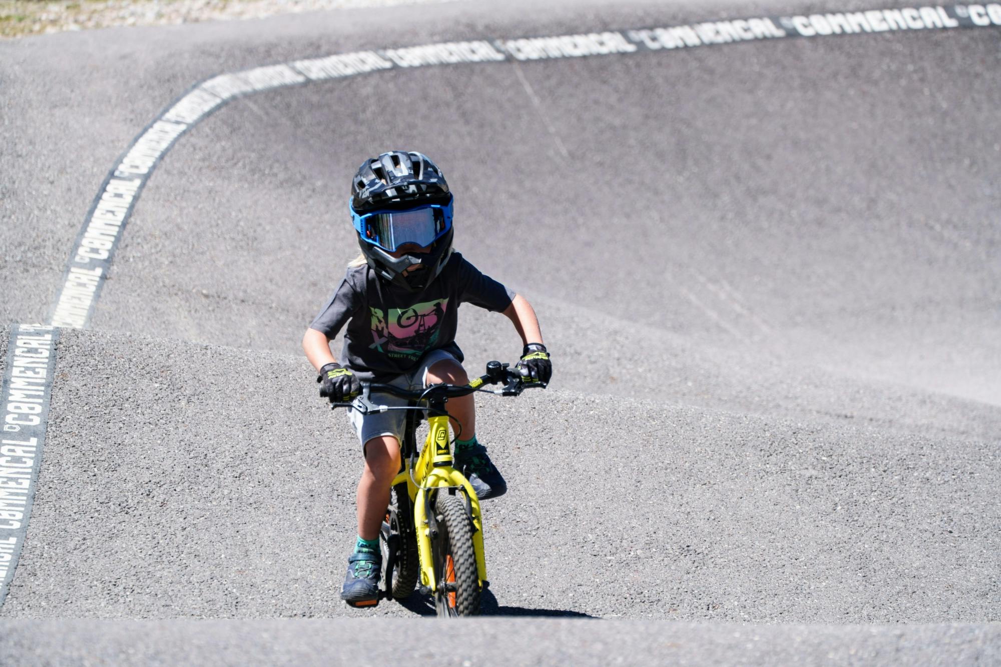 Private mountain-biking lesson in Pal