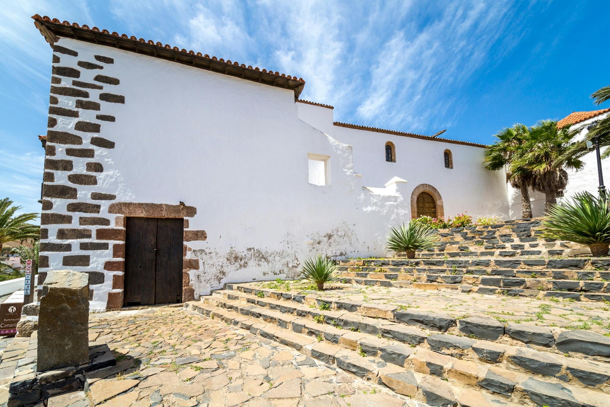 Fuerteventura West Coast Tour with Betancuria and Tiscamanita Windmill
