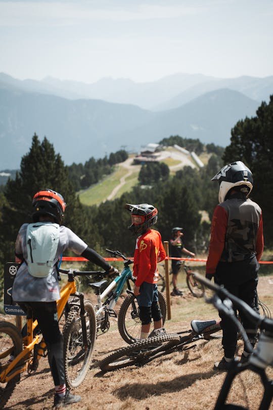 Private mountain-biking lesson in Pal