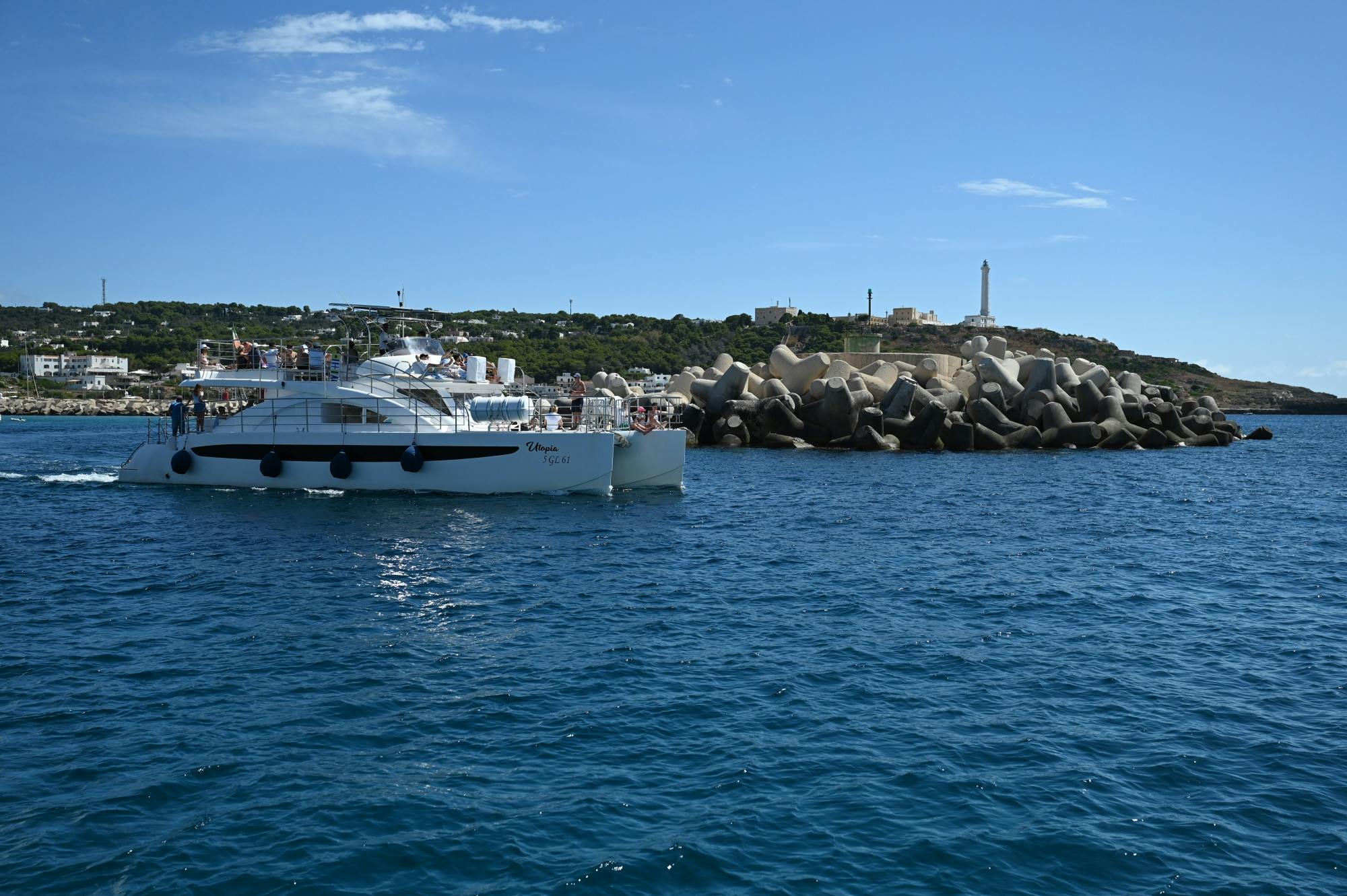 Yacht cruise from Torre Vado - Utopia boat