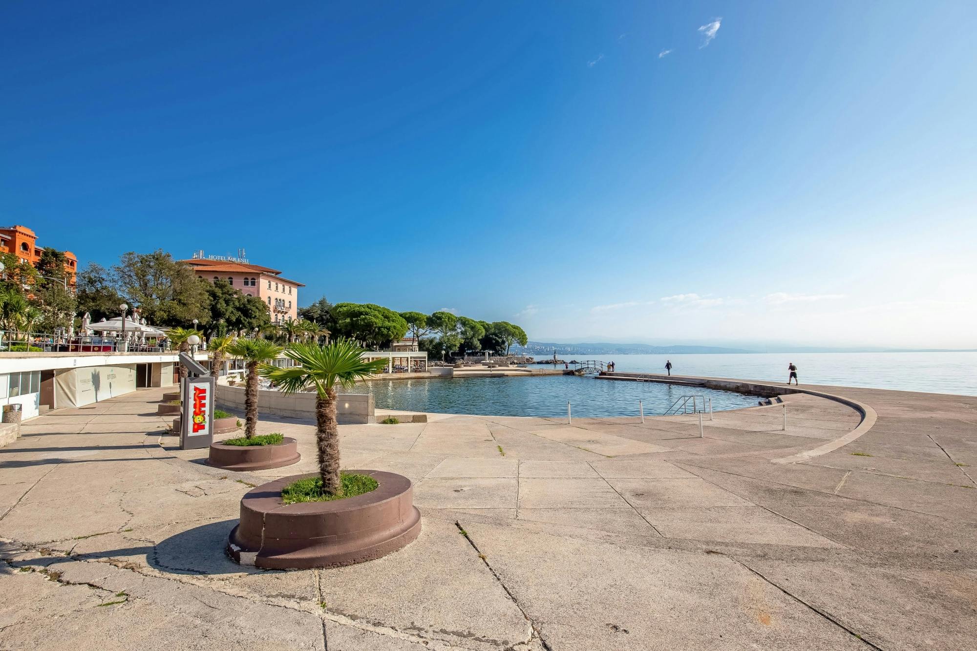 Kvarner Bay tour with Opatija, Lovran and Croatian specialties