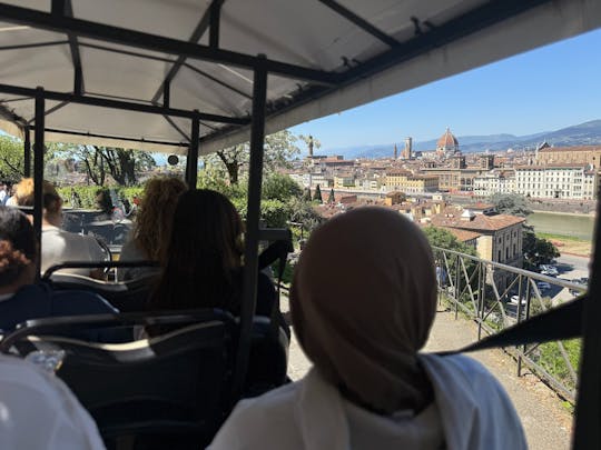 Florence met l'accent sur l'expérience de la voiturette de golf grâce à un audioguide